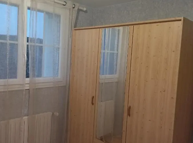 Chambre Privee Chez L\'Habitant Et Partage Des Partie Communes